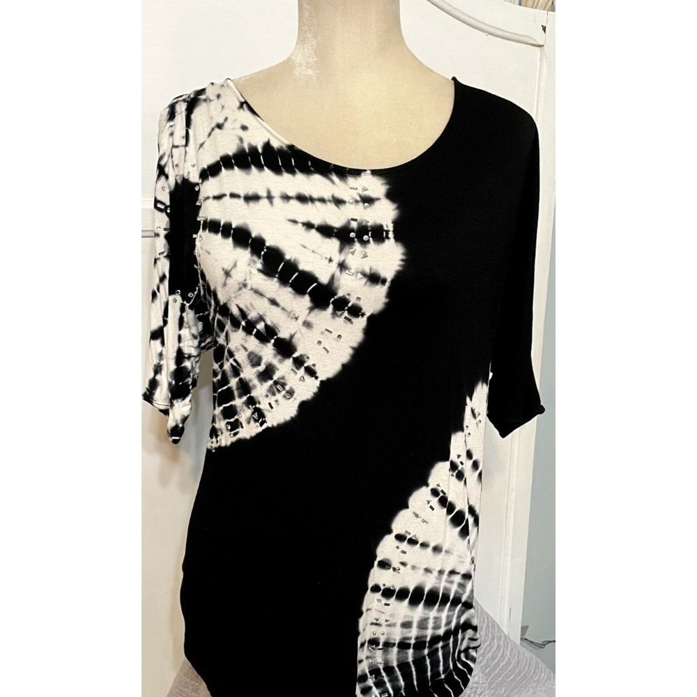 Belldini Blouse Womens Medium Black White Tie Dye Cold Shoulder Geometric 3/4 Sl